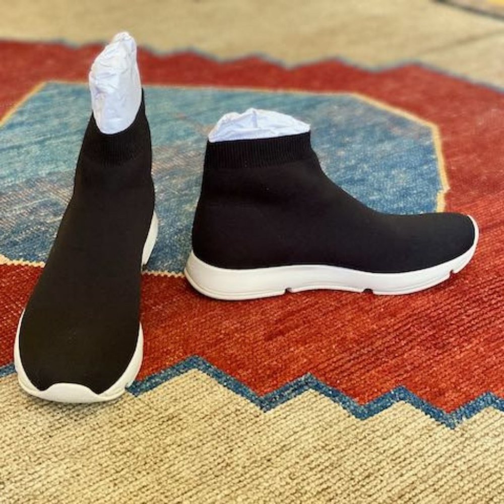 Vince Tyra High Top Stretch Sock Sneakers Size: 9